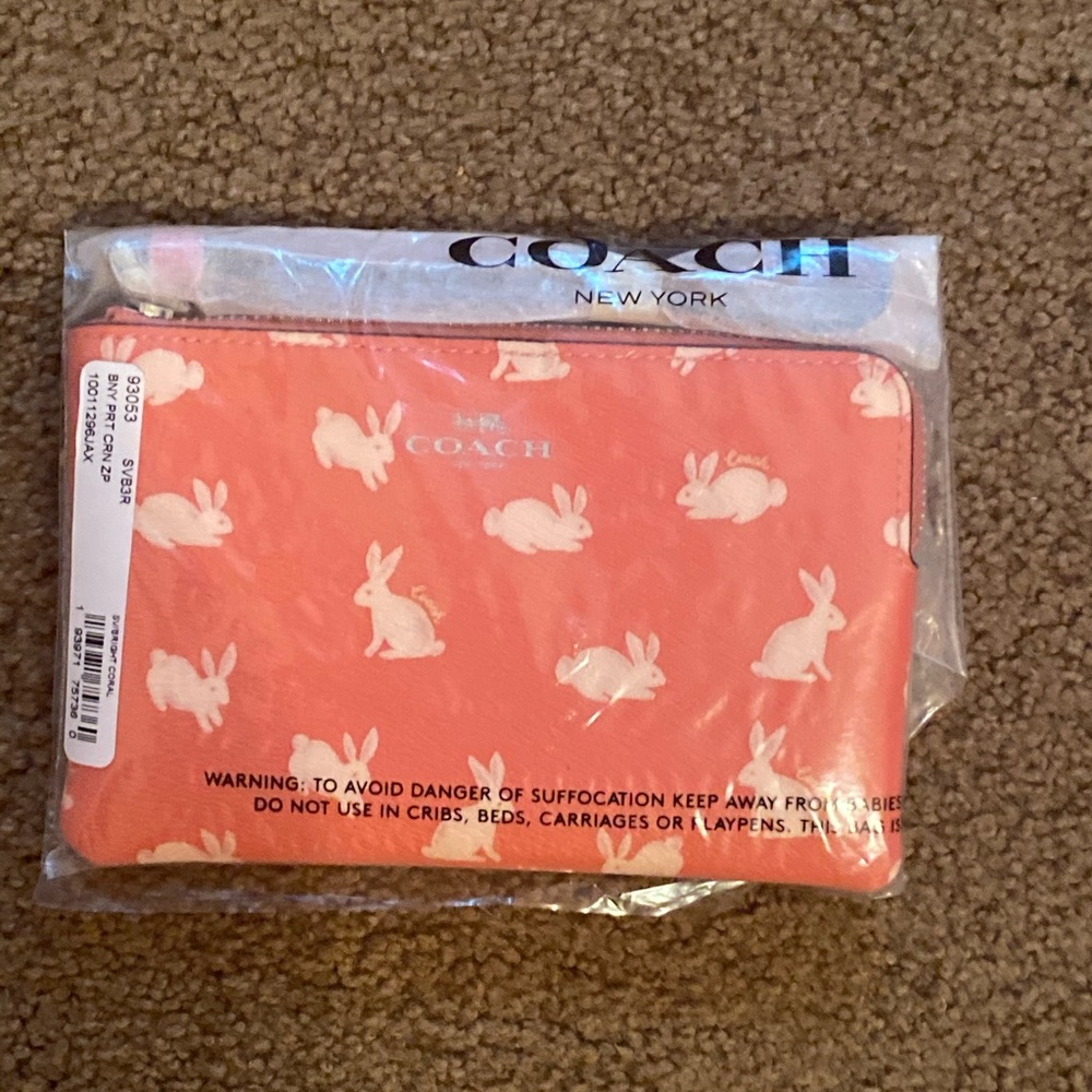 Coach bunny wristlet! 🐰